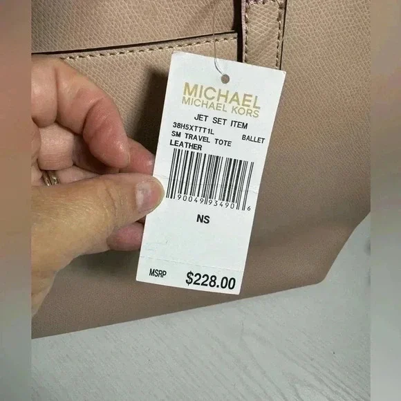 NWT Michael Kors Light Baby Pink Tote
Shoulder Bag - Picture 6 of 6